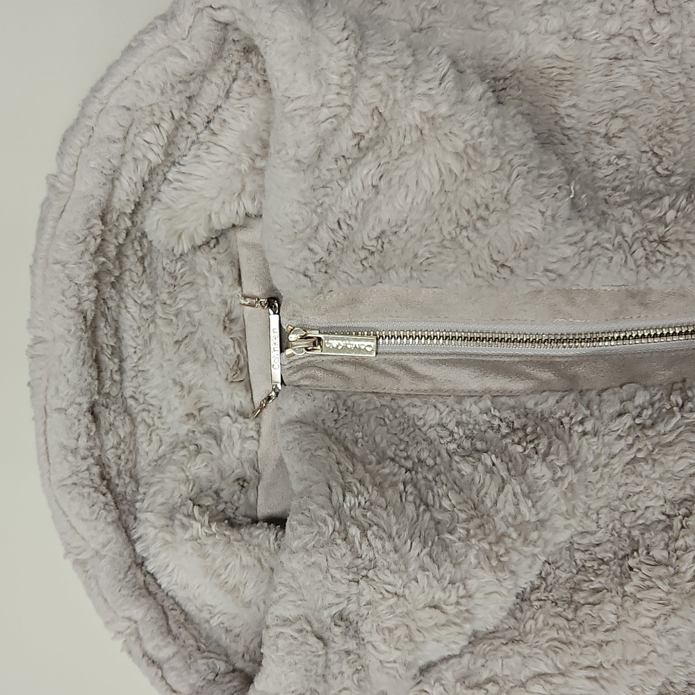 Calvin Klein Sherpa Vest - Picture 8 of 13